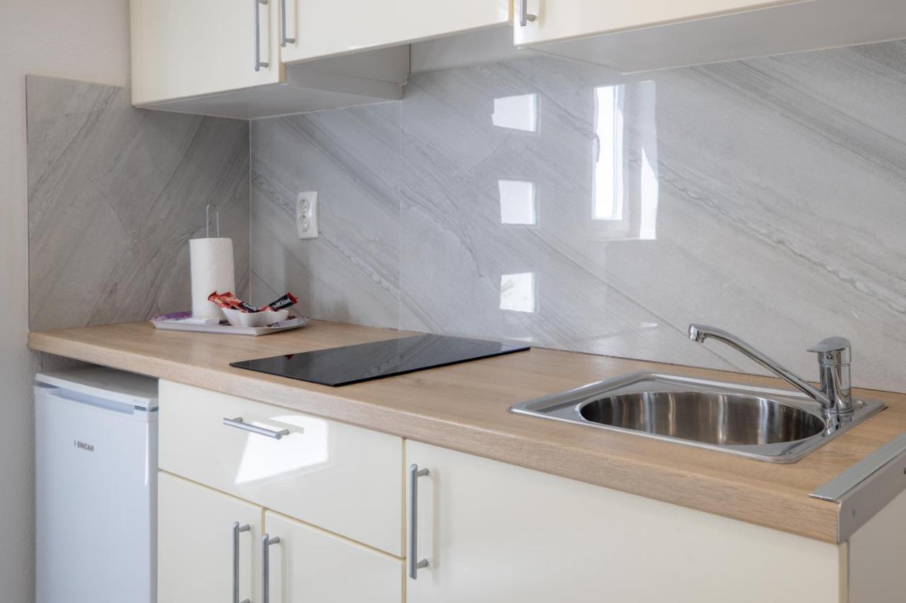 Apartmani Tomas Tučepi Extérieur photo