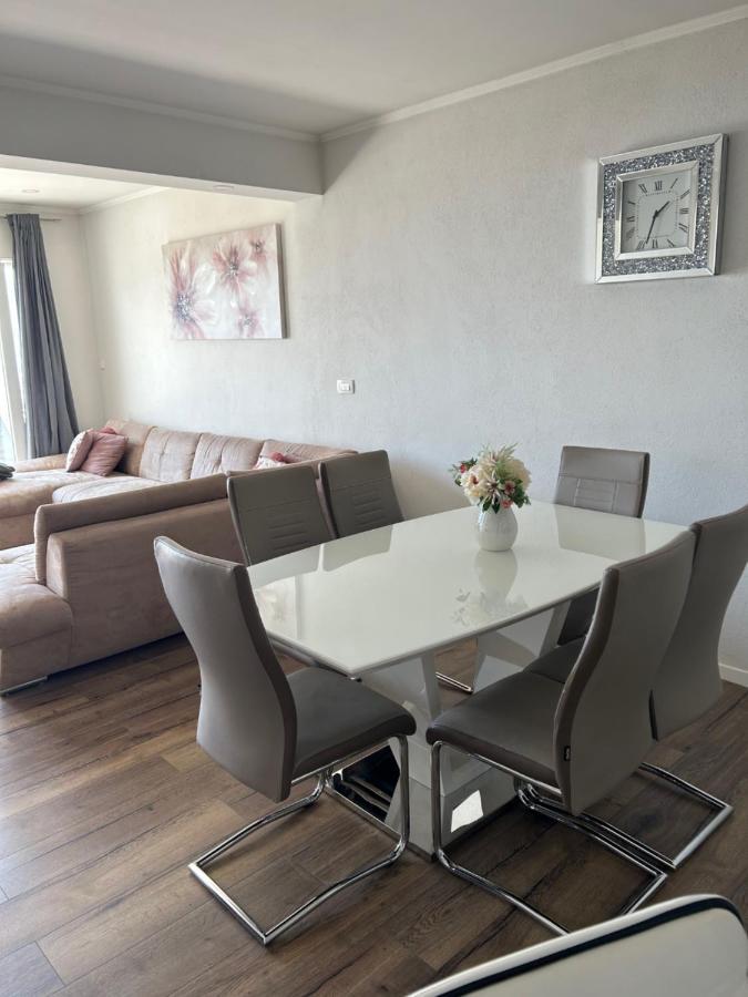 Apartmani Tomas Tučepi Extérieur photo