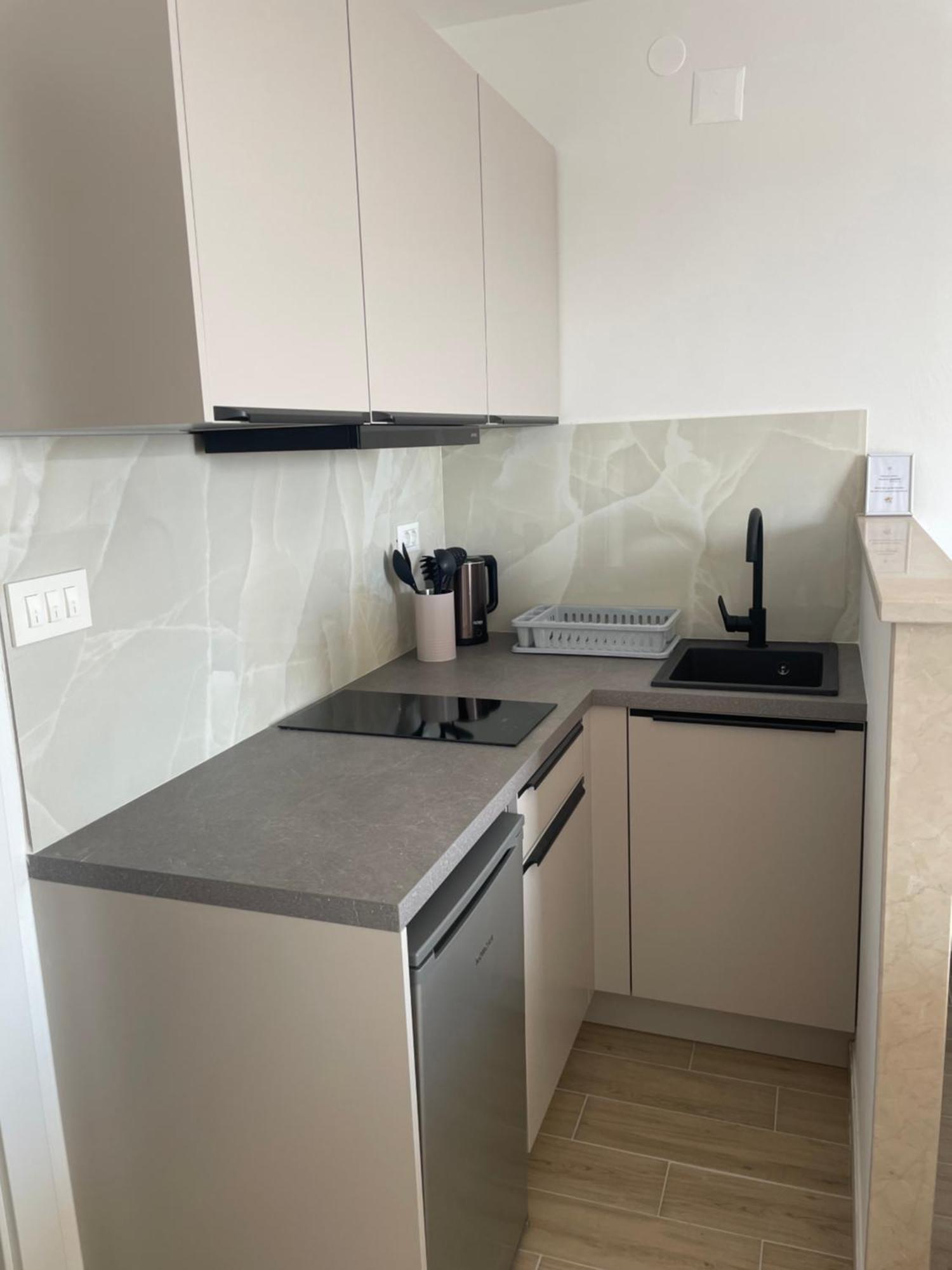 Apartmani Tomas Tučepi Extérieur photo
