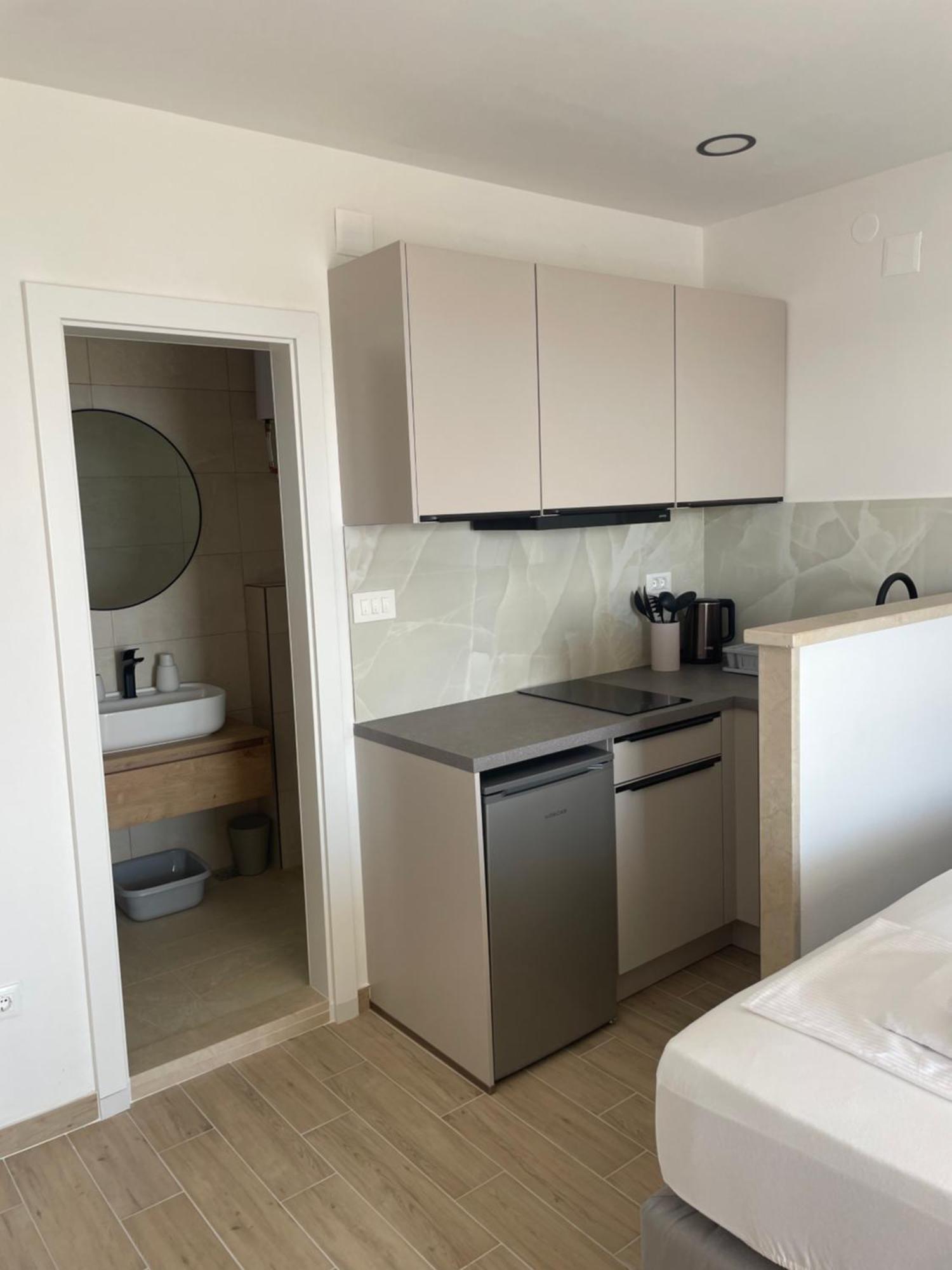 Apartmani Tomas Tučepi Extérieur photo