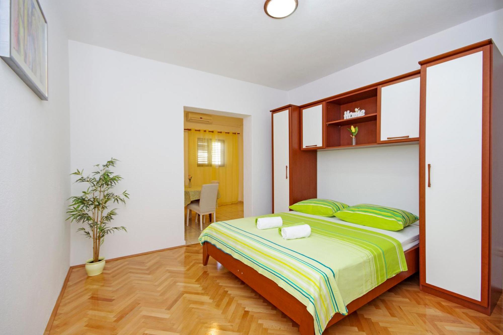 Apartmani Tomas Tučepi Extérieur photo
