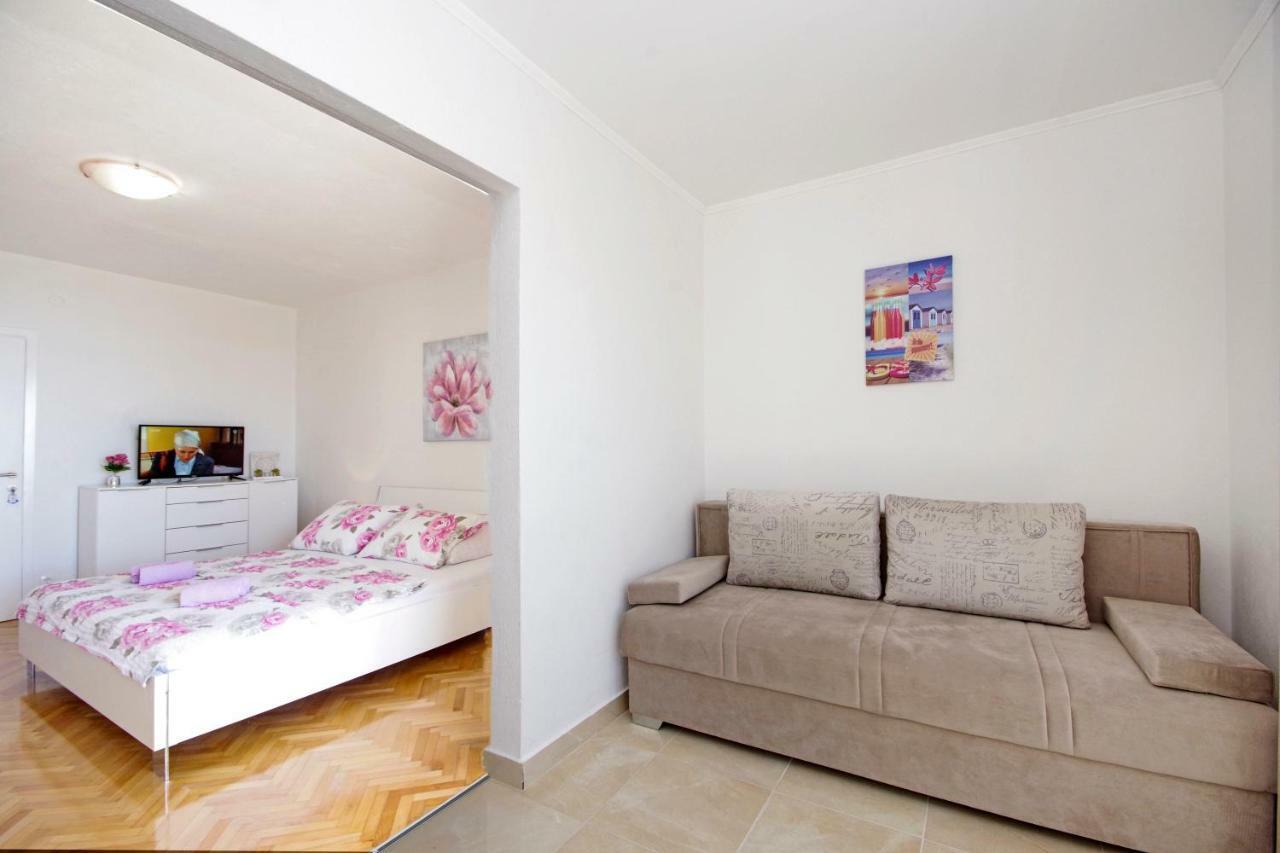 Apartmani Tomas Tučepi Extérieur photo